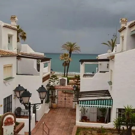 Puerto De La Duquesa Holiday home